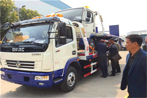 济阳汽车道路救援拖车价格